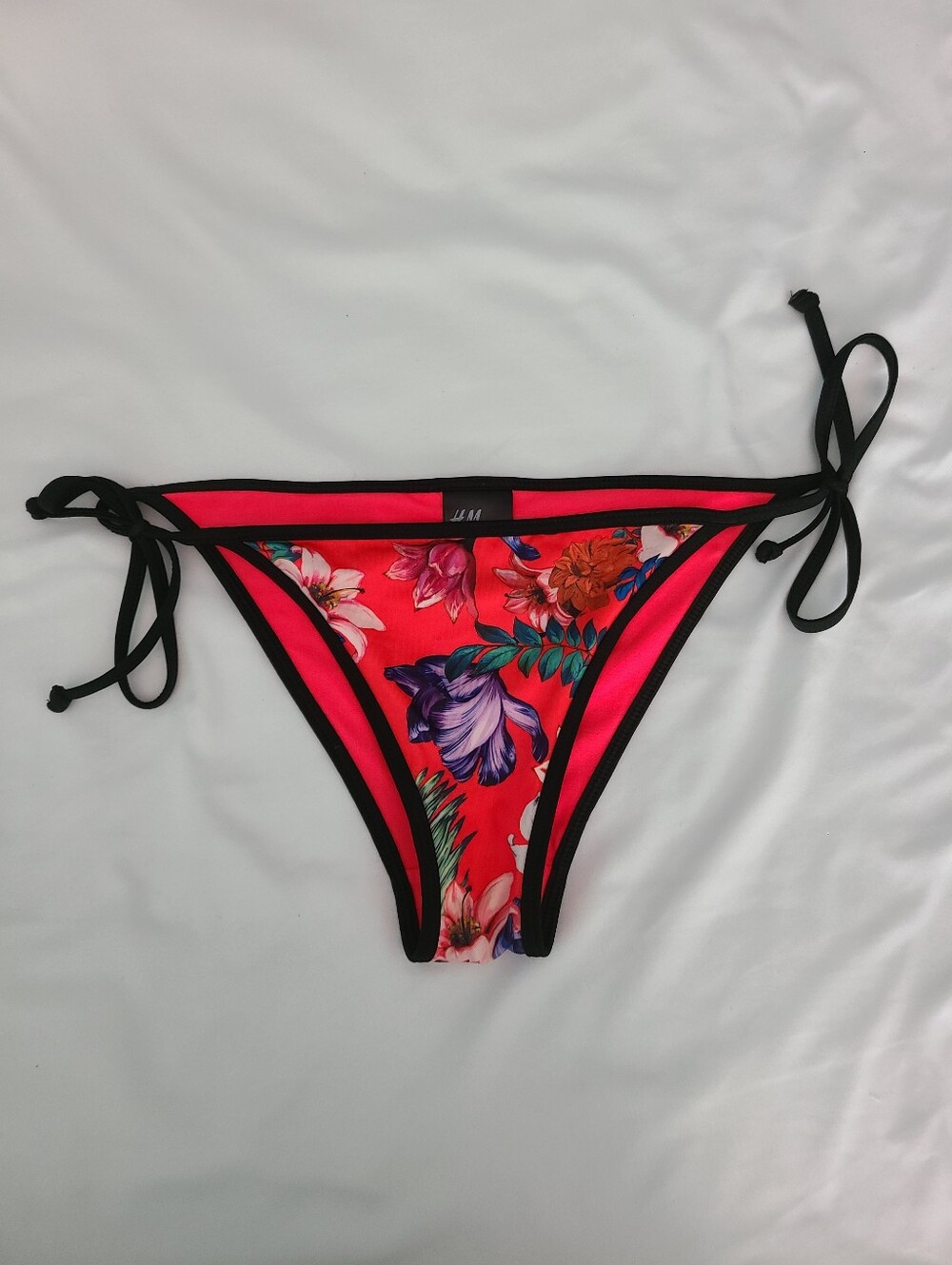 H&M Red Floral Tie-Side Bikini Bottoms Size 4